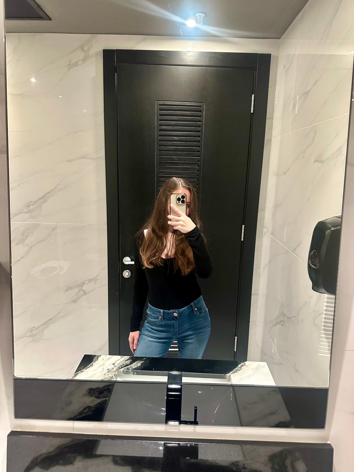 Petite Flare Jeans - Medium Wash