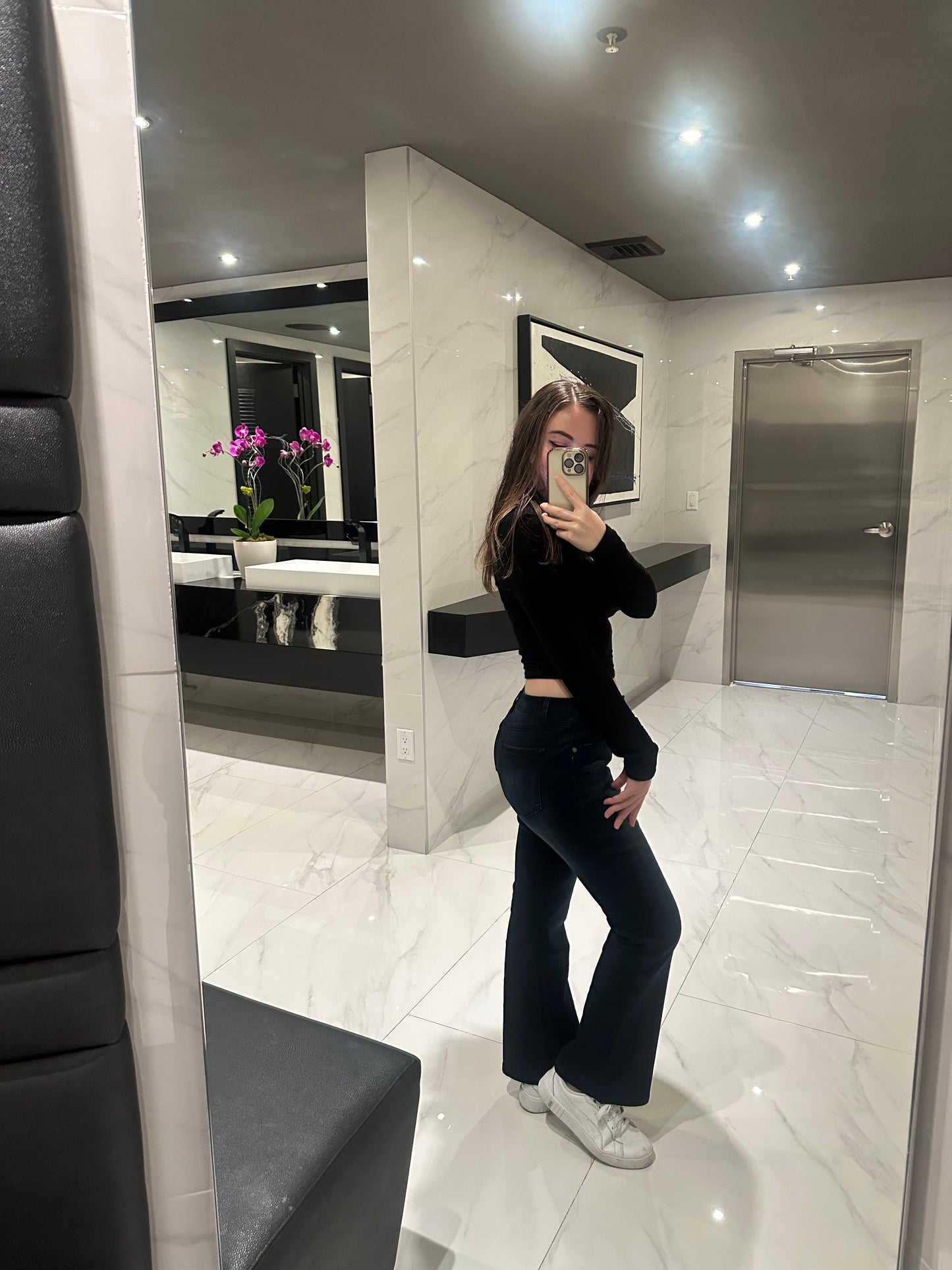 Petite Flare Jeans - Dark Wash